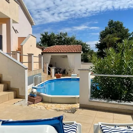 Panous 2 * Rosini