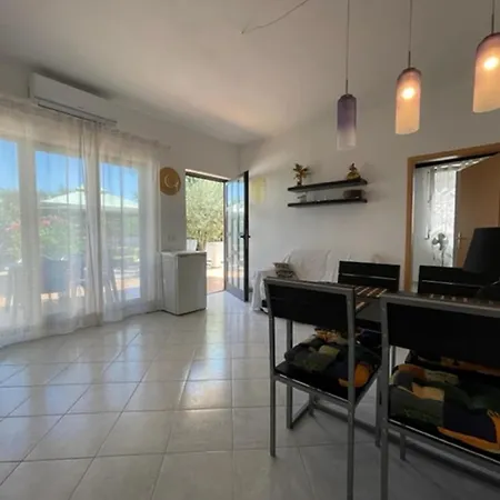 Apartment Panous 2 *